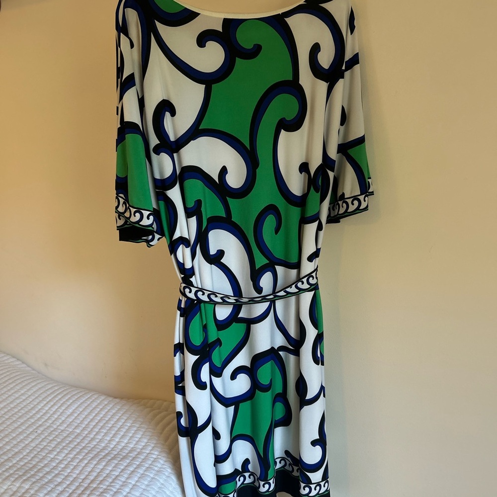 Sandra Darren Dress with Green and Blue Patterns - Picture 8 of 9